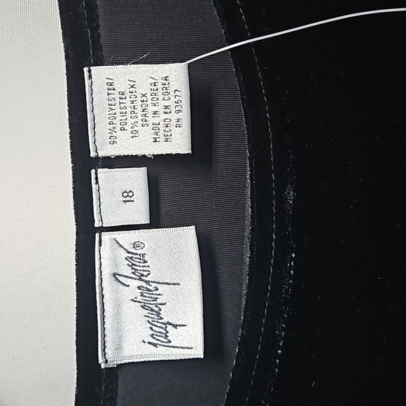 Jacqueline Ferrar NWT Black Velvet Dress Sz 18 - Picture 3 of 5